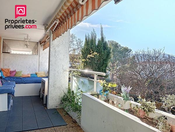 Appartement Marseille 13009  4 pièce(s) 90 m2