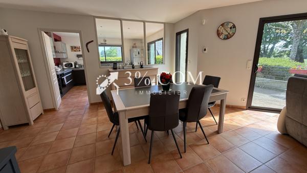 Maison
                                                                                                                                                                                                                                                                                                                        6 pièce(s)                                                                                                                                                                                                          5 chambre(s)                                                                                                                                                                                                          144  m²