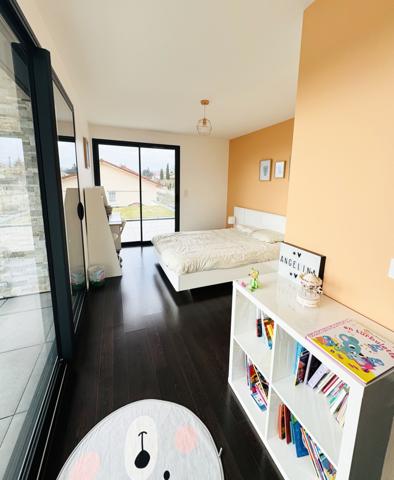 Saint-Jean-de-Moirans (38430) À acheter à Saint-Jean-De-Moirans : maison avec 6 pièces