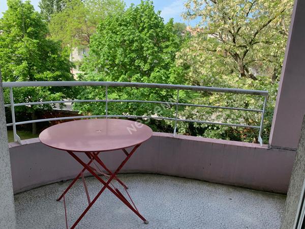 Toulouse 31500 Quartier Côte pavé Appartement T3 de 76.15 m²  avec balcon et place de parking sous sol