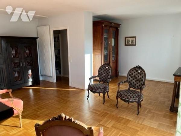 T5 centre ville avec ascenseur 