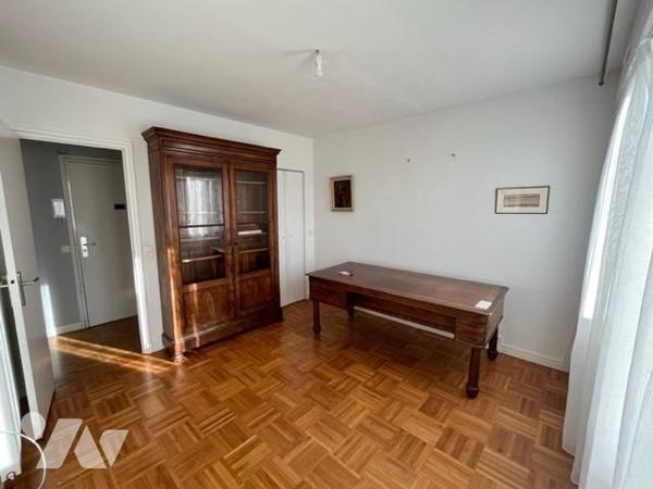 T5 centre ville avec ascenseur 