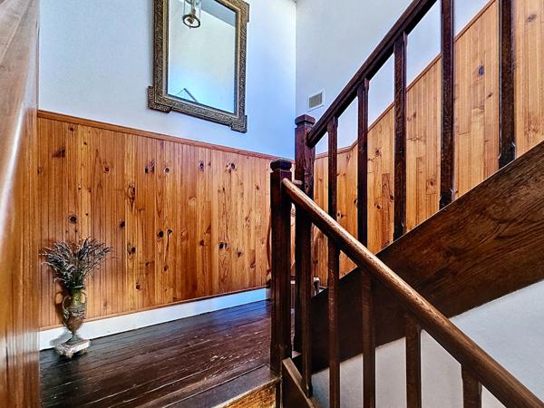 Centre de Champigneulles - Maison de ville - 5 pieces - 3 chambres - Garage