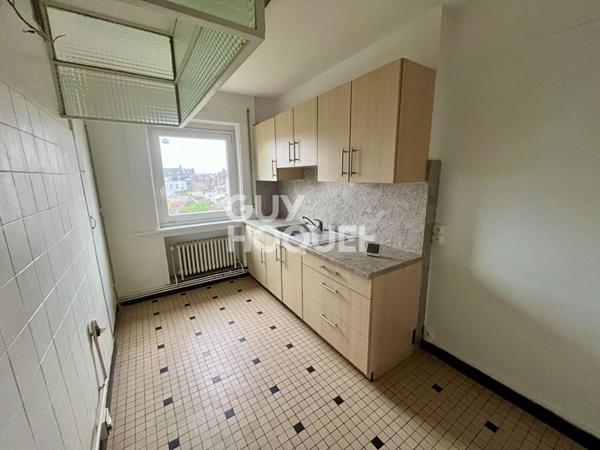 Appartement 4 pièces à louer à Calais - Quartier Hôtel de Ville