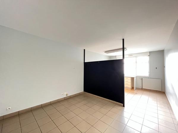 VINEUIL - PROCHE COMMERCES