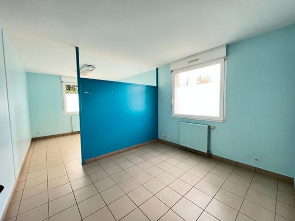 VINEUIL - PROCHE COMMERCES