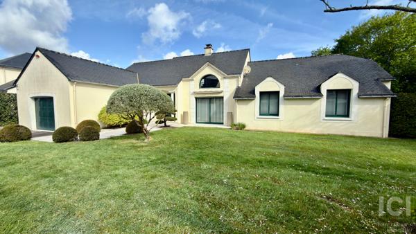 - Superbe maison 6 pièces avec piscine à Carquefou-Bois Saint Lys -180M²