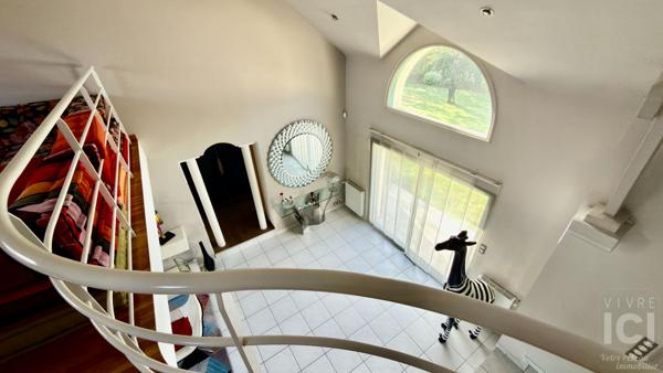 - Superbe maison 6 pièces avec piscine à Carquefou-Bois Saint Lys -180M²