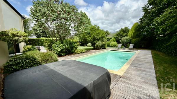 - Superbe maison 6 pièces avec piscine à Carquefou-Bois Saint Lys -180M²