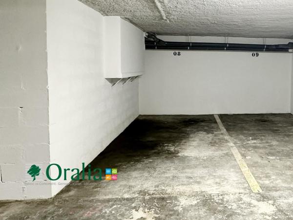 Parking · Location Bordeaux (33000)