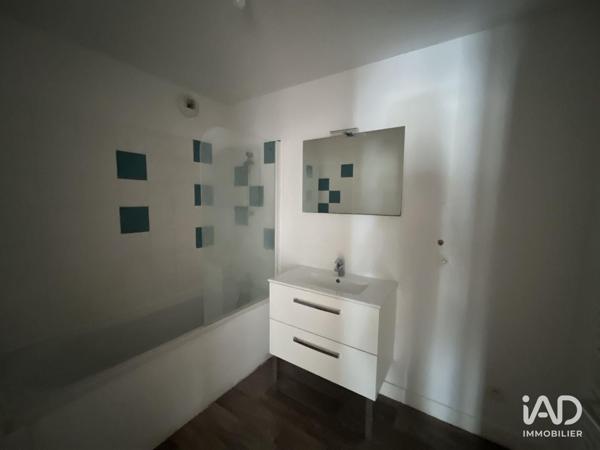 Location appartement 3 pièces 77 m² Bordeaux