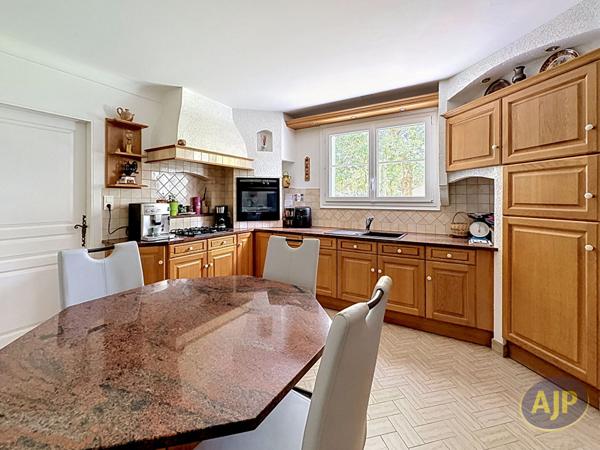 Vente maison Soullans : 310 000 € - AJP Immobilier Challans