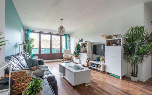Appartement à vendre    4 pièces • 73,05 m2 Chennevières-sur-Marne