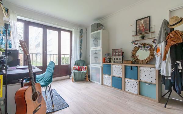 Appartement à vendre    4 pièces • 73,05 m2 Chennevières-sur-Marne