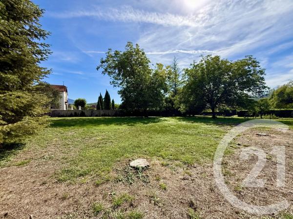 Terrain à vendre  893 m 2   LUCEY  - 73