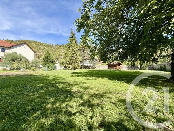 Terrain à vendre  893 m 2   LUCEY  - 73