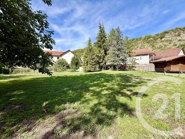 Terrain à vendre  893 m 2   LUCEY  - 73