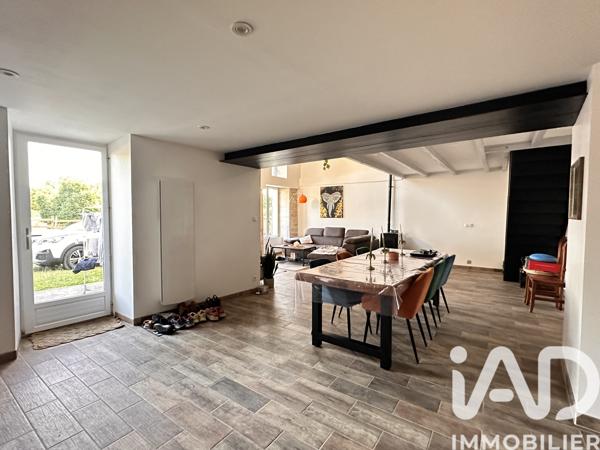 Maison à vendre 6 pièces 158 m² Chef-Boutonne