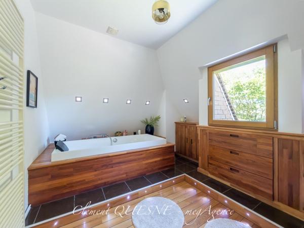 Maison à DIEPPE, 76200 - 7 pièces 275m²