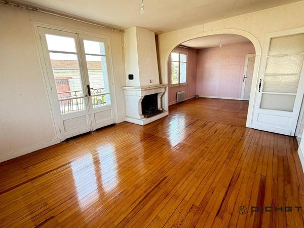 Maison 7 pièces 217 m² SAINT MEDARD EN JALLES - 33160