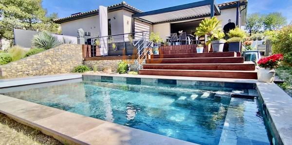 Maison de plain-pied - piscine - au calme - garantie décennale