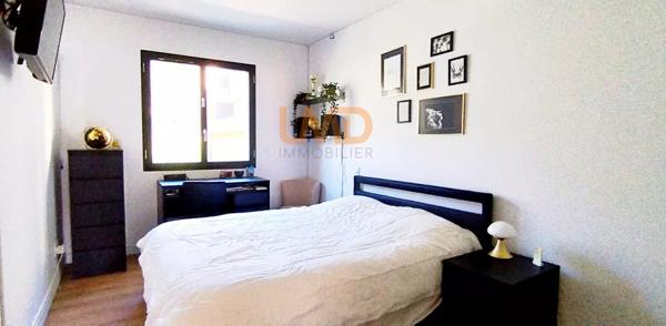 Maison de plain-pied - piscine - au calme - garantie décennale