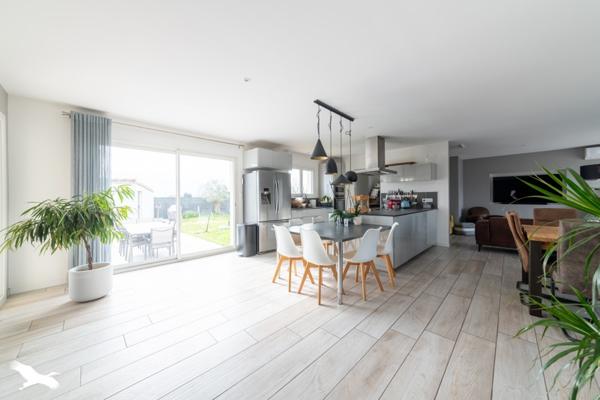 Maison à vendre |  Bressols |  4 pièces | 122 m²
