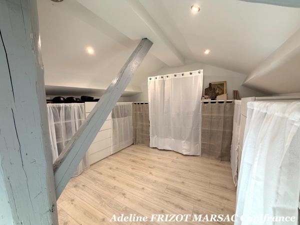 APPARTEMENT DUPLEX 90m2 - TERRASSE - 2 EME ETAGE - CENTRE VILLE - 2 CHAMBRES - LUMINOSITE - CALME - PARKING