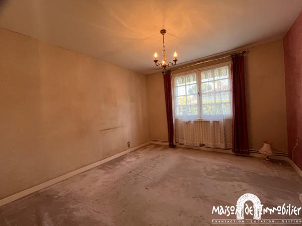 Vente Maison de plain-pied - 4 pièces - 84m² - Jardin de 1100m² - BOUTIERS SAINT TROJAN