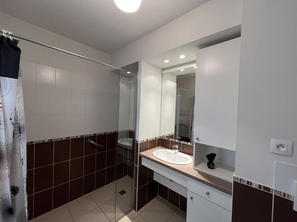 Appartement à vendre |  Lormont |  2 pièces | 46 m²