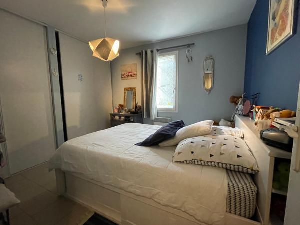 Investissement locatif - ensemble de deux maisons avec jardins