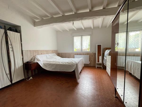 Investissement locatif - ensemble de deux maisons avec jardins