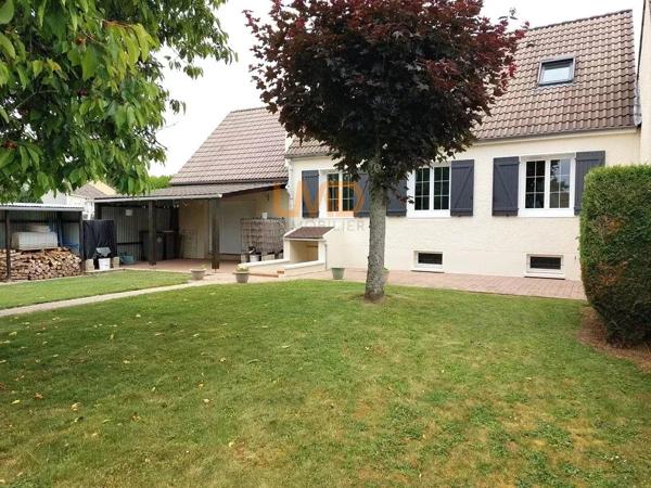 Nangis, maison 5 pièces plus garage sur terrain clos