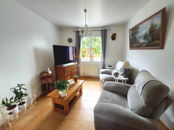 Nangis, maison 5 pièces plus garage sur terrain clos