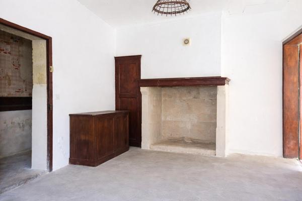 Opportunité rare au cœur de Gallargues-le-Montueux – Projet de rénovation complète