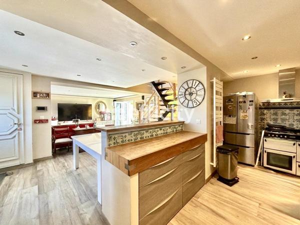 Maison 5 pièces - 136 m²