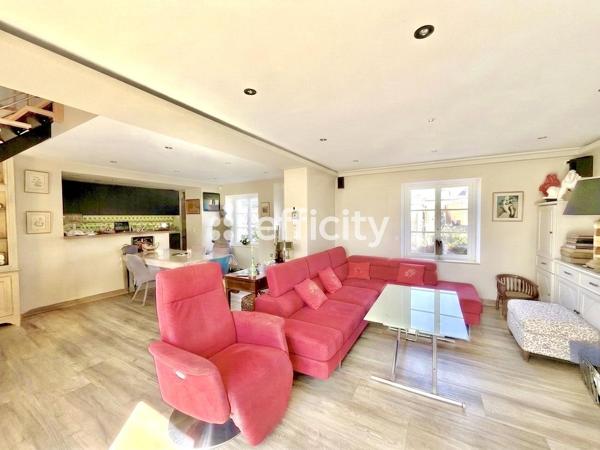 Maison 5 pièces - 136 m²