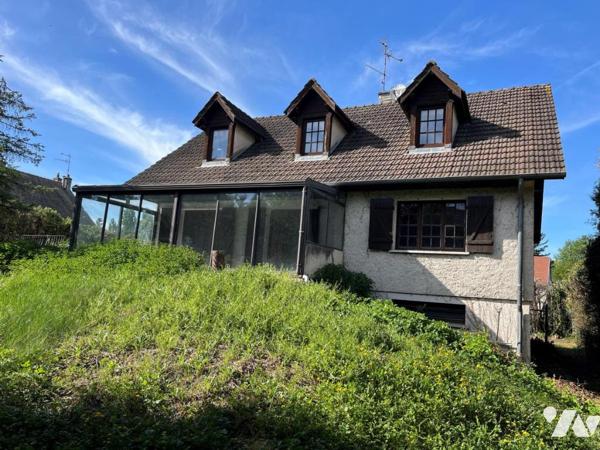 vente maison à rénover de type VI sur deux niveaux habitables avec sous-sol complet 