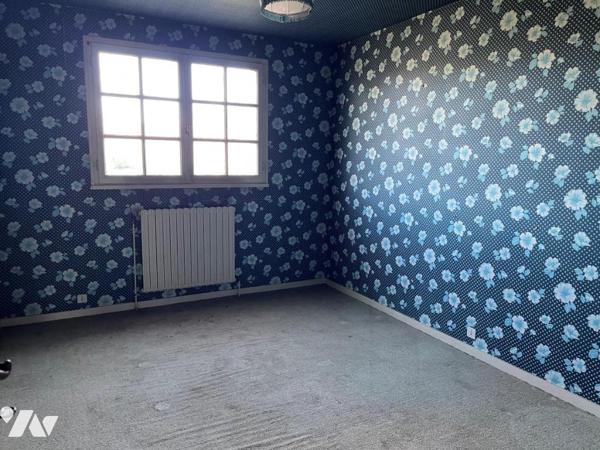 vente maison à rénover de type VI sur deux niveaux habitables avec sous-sol complet 