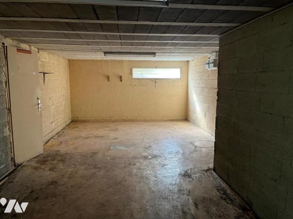 vente maison à rénover de type VI sur deux niveaux habitables avec sous-sol complet 