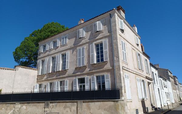 Appartement à vendre    2 pièces •  La Rochelle