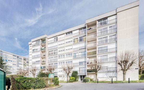 Appartement à vendre    3 pièces • 74,15 m2 Clichy-sous-Bois