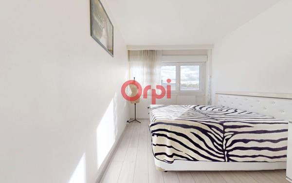 Appartement à vendre    3 pièces • 74,15 m2 Clichy-sous-Bois