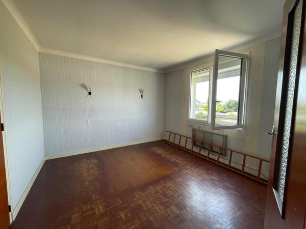 Maison à rénover 4 chambres d’environ 96m2 habitables