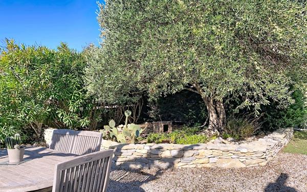 Maison à vendre    4 pièces •  Clarensac