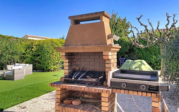 Maison à vendre    4 pièces •  Clarensac