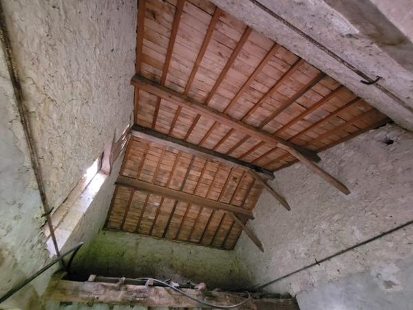 Grange à vendre |  Condom |  2 pièces | 120 m²