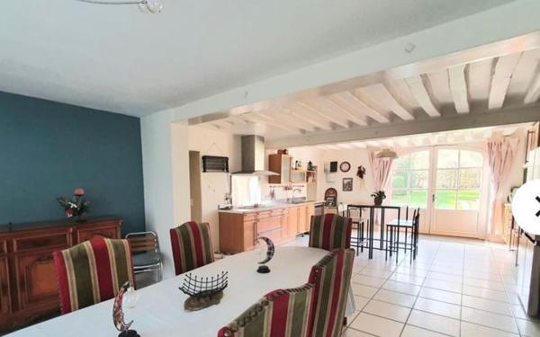 Maison à vendre    6 pièces •  Labbeville