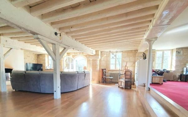 Maison à vendre    6 pièces •  Labbeville