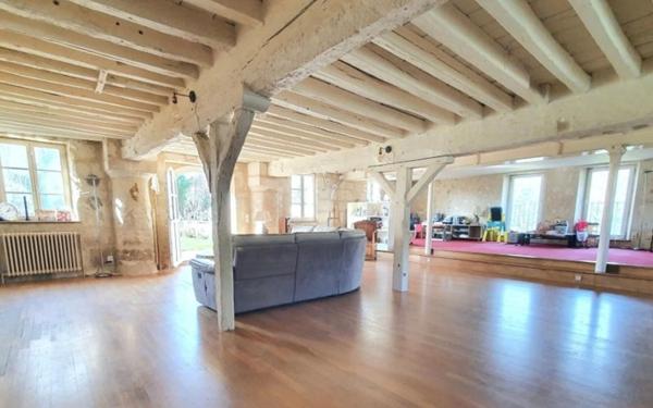 Maison à vendre    6 pièces •  Labbeville